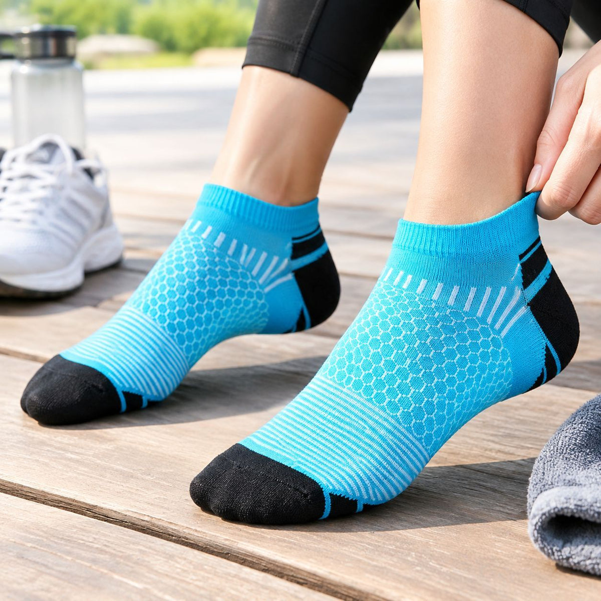 20 Pairs Athletic Socks, Breathable & Comfortable One Size Fits Most Ankle Socks, Short Crew Socks for Men and Women, Unisex